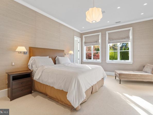 2109 Dunmore Lane NW, Washington DC 20007