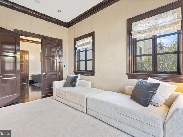 2109 Dunmore Lane NW, Washington DC 20007