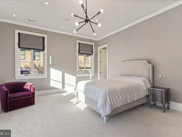 2109 Dunmore Lane NW, Washington DC 20007