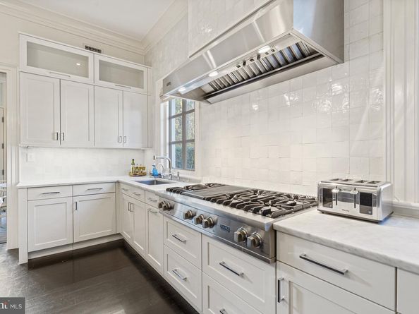 2109 Dunmore Lane NW, Washington DC 20007