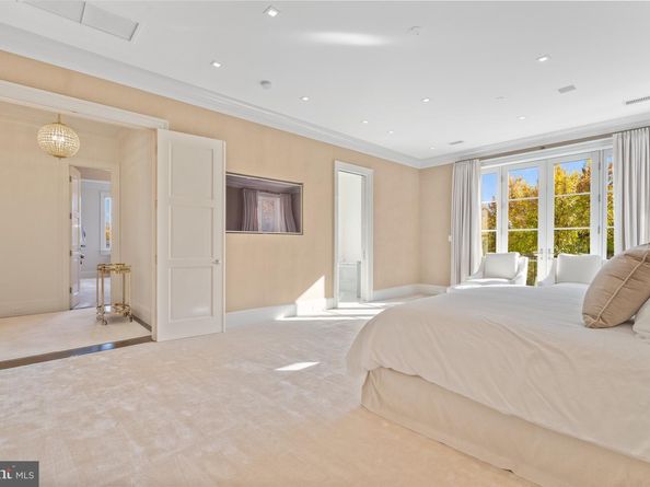 2109 Dunmore Lane NW, Washington DC 20007