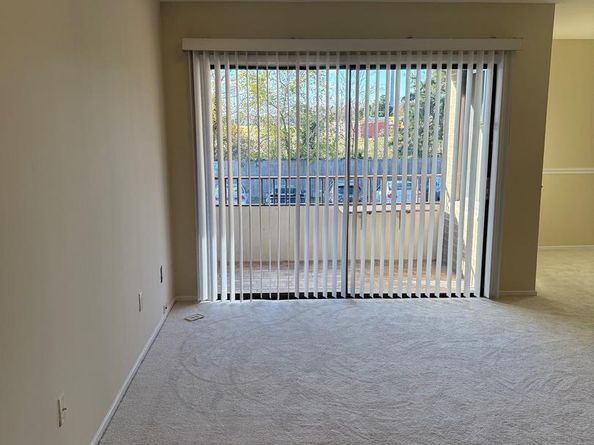 531 Florida Avenue 104, Herndon VA 20170