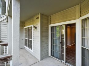 12162 Penderview Lane 1623, Fairfax VA 22033