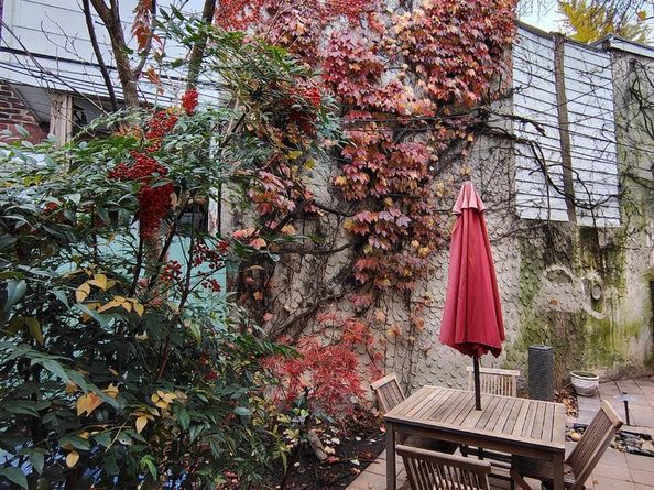 4 Rainey Court, Philadelphia PA 19103