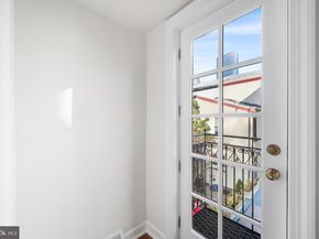 4 Rainey Court, Philadelphia PA 19103