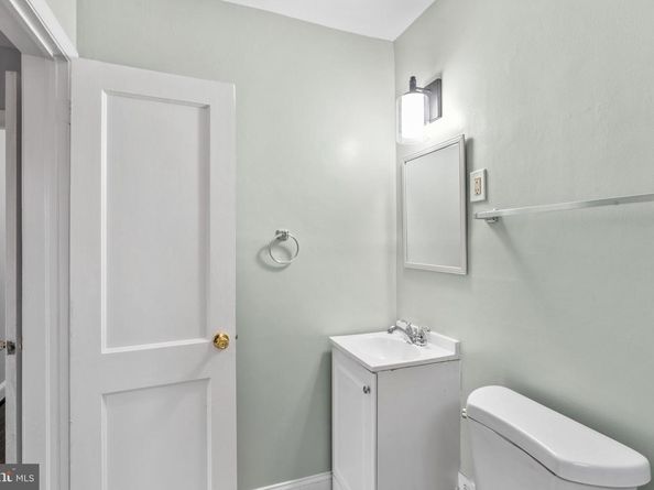 1209 Savannah Street SE, Washington DC 20032