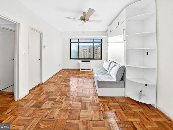 1 Scott Circle NW 708, Washington DC 20036