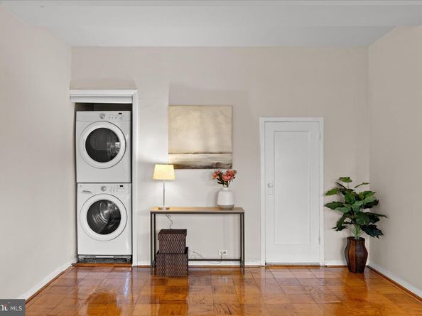 3721 Gunston Road, Alexandria VA 22302