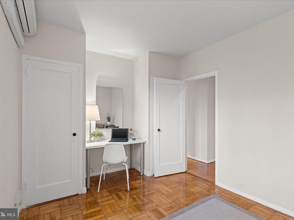 3721 Gunston Road, Alexandria VA 22302