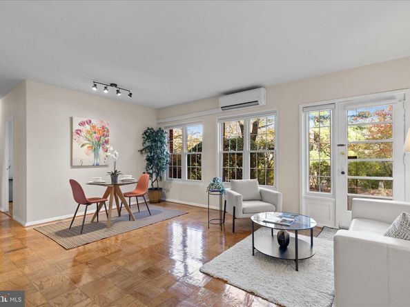 3721 Gunston Road, Alexandria VA 22302