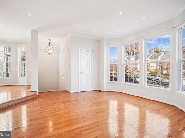 2914 Mainstone Drive, Fairfax VA 22031