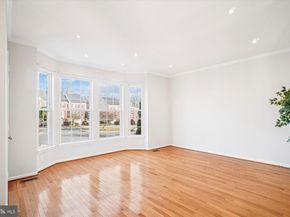 2914 Mainstone Drive, Fairfax VA 22031