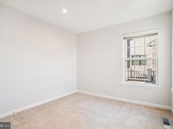 2914 Mainstone Drive, Fairfax VA 22031