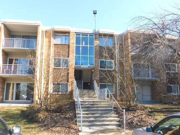 2909 Charing Cross Road 6, Falls Church VA 22042
