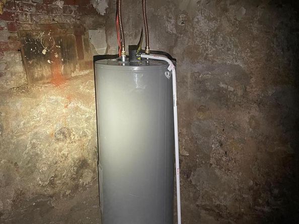 1405 W Pacific Street, Philadelphia PA 19140