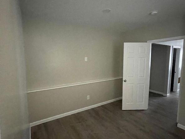 1405 W Pacific Street, Philadelphia PA 19140