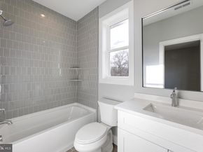 125 Casmar Street SE, Vienna VA 22180