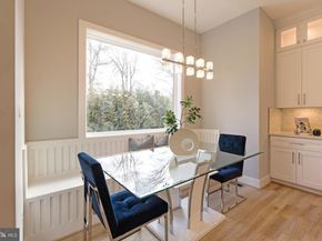 125 Casmar Street SE, Vienna VA 22180