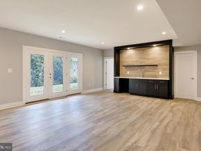 125 Casmar Street SE, Vienna VA 22180