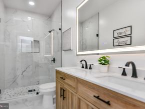 608 Laura Drive, Falls Church VA 22046