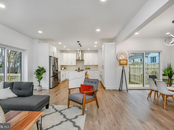 608 Laura Drive, Falls Church VA 22046