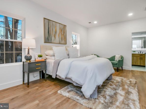 608 Laura Drive, Falls Church VA 22046