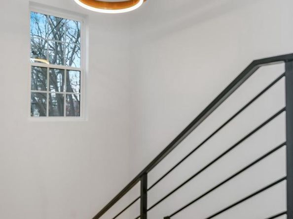 608 Laura Drive, Falls Church VA 22046