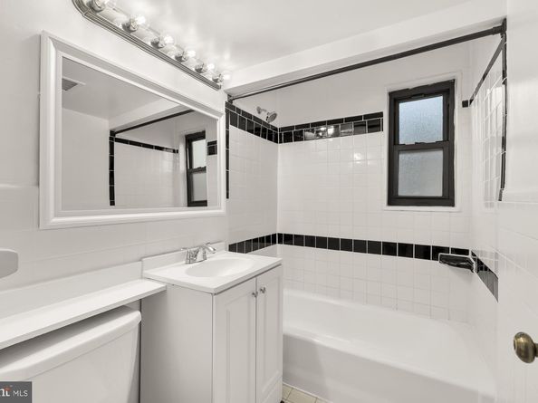 3825 Davis Place NW 202, Washington DC 20007