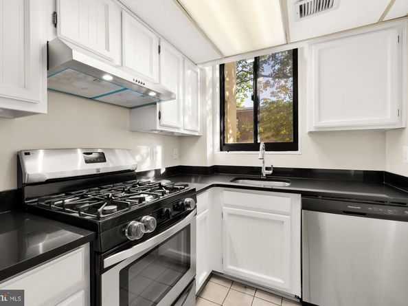 3825 Davis Place NW 202, Washington DC 20007