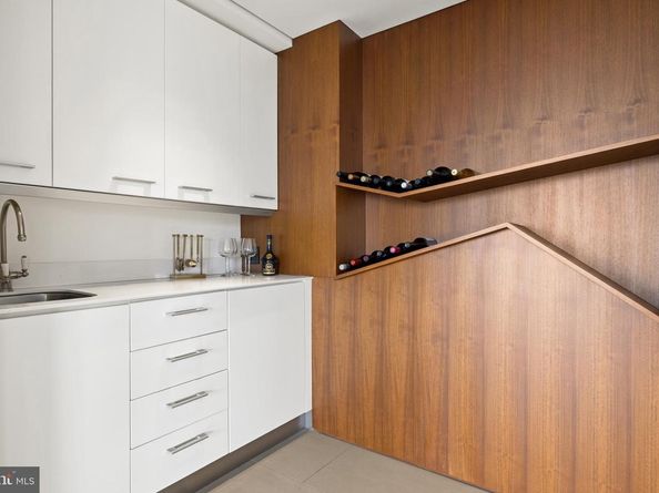 202 W Rittenhouse Square 21062107, Philadelphia PA 19103