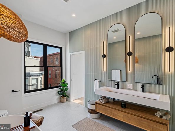 1914 Wilcox Street, Philadelphia PA 19130