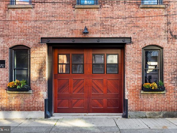 1914 Wilcox Street, Philadelphia PA 19130