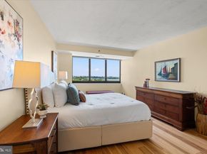 1805 Crystal Drive 1011S, Arlington VA 22202