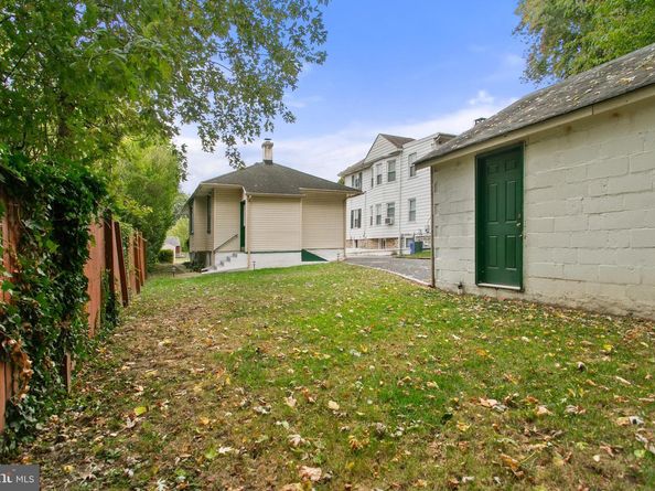 809 5TH Avenue, Prospect Park PA 19076