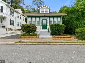 809 5TH Avenue, Prospect Park PA 19076