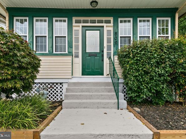 809 5TH Avenue, Prospect Park PA 19076