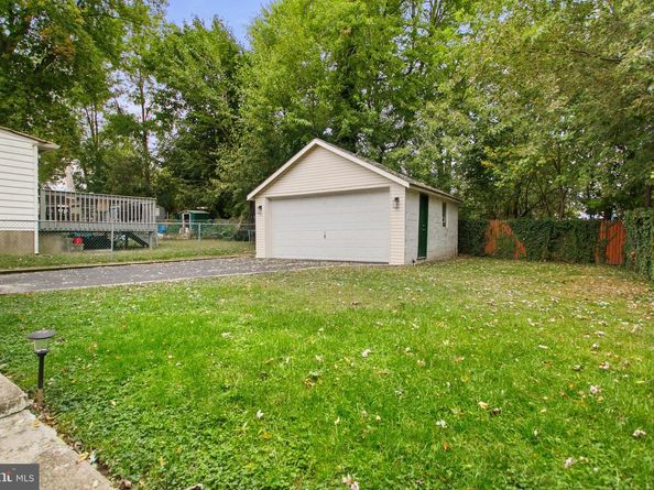 809 5TH Avenue, Prospect Park PA 19076