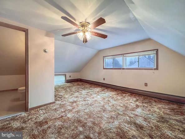 316 Crabtree Drive, Levittown PA 19055