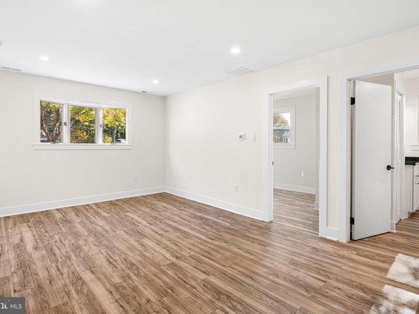 137 Coach Road, Langhorne PA 19047