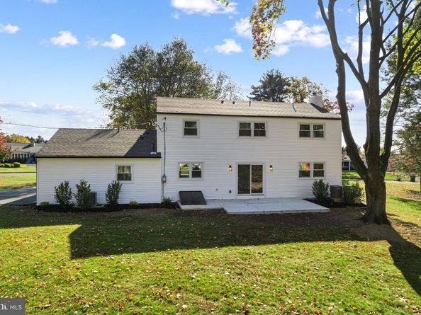 137 Coach Road, Langhorne PA 19047