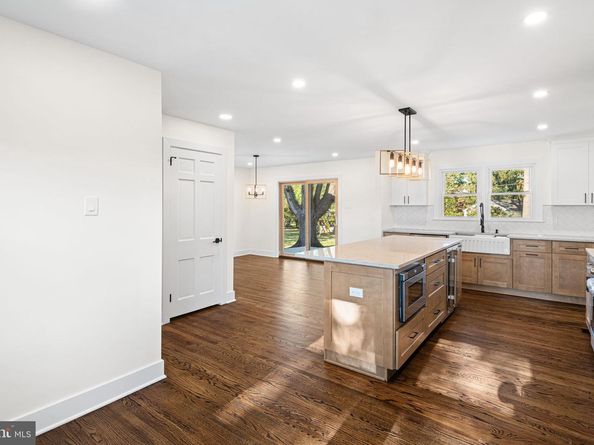 137 Coach Road, Langhorne PA 19047