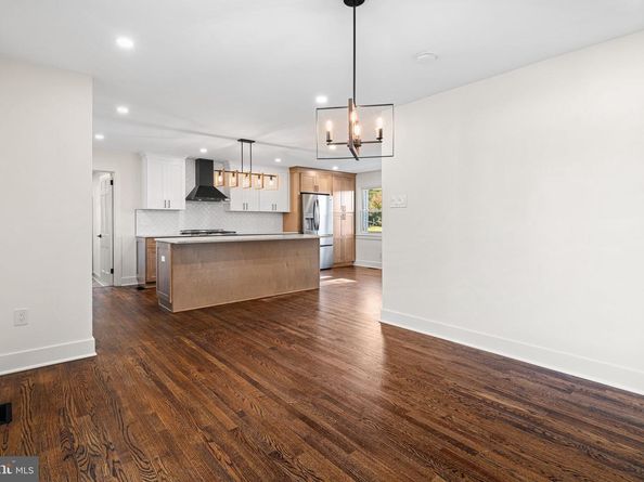 137 Coach Road, Langhorne PA 19047