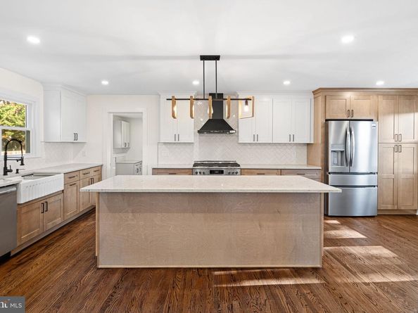 137 Coach Road, Langhorne PA 19047