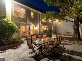 900 Gladestry Lane, Ambler PA 19002
