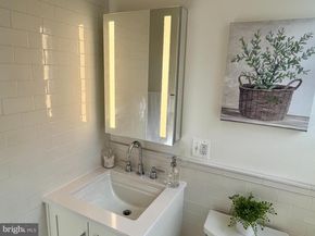 2227 20TH Street NW 402, Washington DC 20009