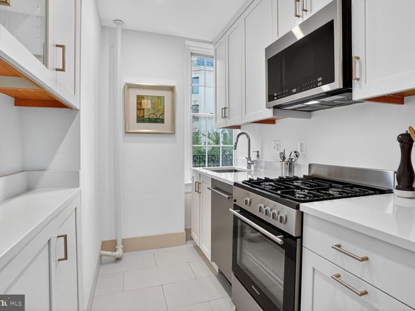 2227 20TH Street NW 402, Washington DC 20009