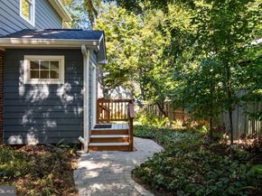 2647 Woodley Place, Falls Church VA 22046