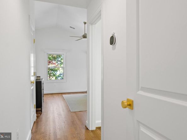 2647 Woodley Place, Falls Church VA 22046