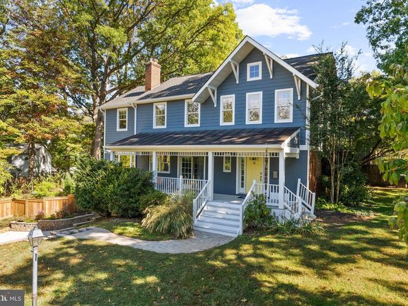 2647 Woodley Place, Falls Church VA 22046