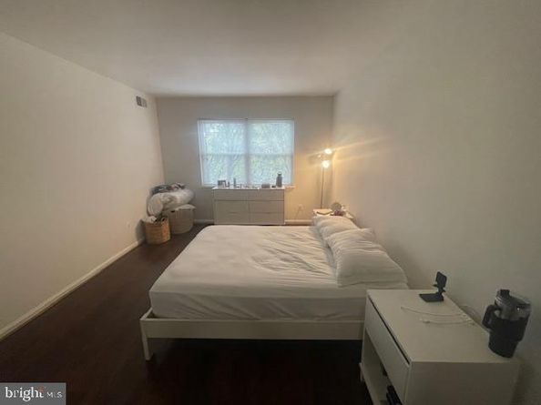 5929 Quantrell Avenue 301, Alexandria VA 22312